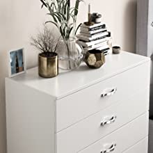 Vida Designs Riano 5 Drawer Chest, White