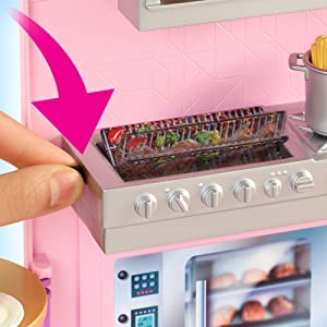 Barbie Cook ‘n Grill Restaurant Doll and Playset - HBB91