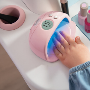 KIDS 3 TREATMENT ROLE PLAY BEAUTY SALON WITH 32 ACCESSORIES