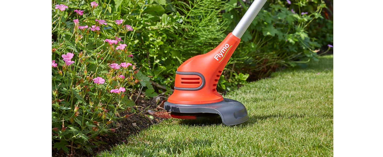 Light in weight at 1.7kg for user comfort - ensuring you can trim all your garden hedges with ease.