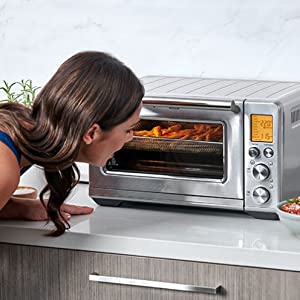 Interior Oven Light automatically turns on at the end of the cooking cycle