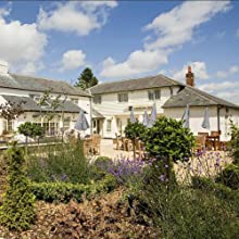 Charming escape Smartbox by Buyagift, gifts for couples, gifts for women, gifts for men, hotel stays