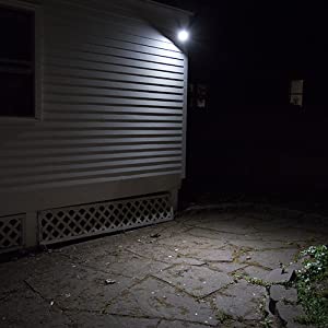 motion sensor light battery 