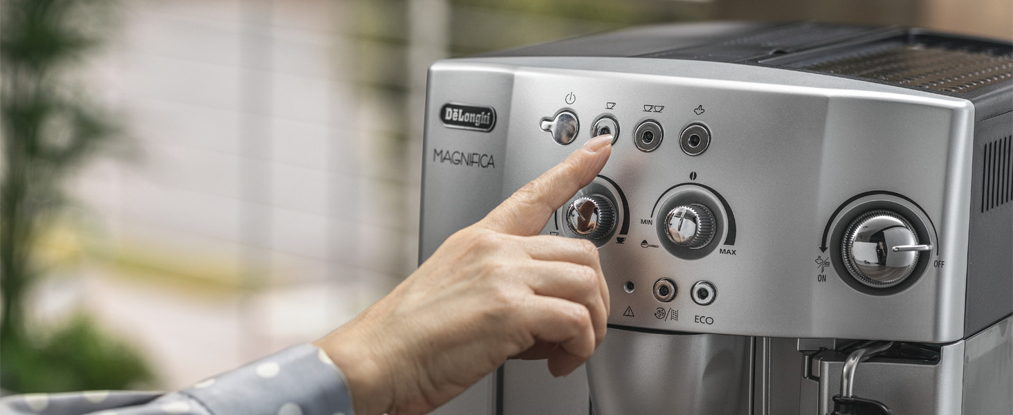 De'Longhi Coffee Machine