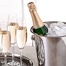 celebration, celebrating, champagne, prosecco, fizz, bucket, ice, chilled, serve, serving, flutes