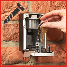 Wall mounted safe