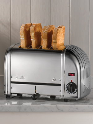 Dualit classic toaster; four slot toaster