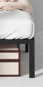 Zinus Yelena Metal Platform Bed