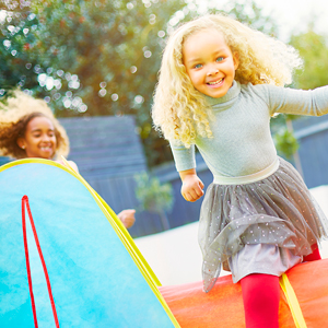 Pop up play tent fun