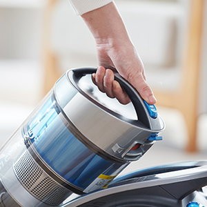 Eureka Swan Cylinder vacuum ergonomic design
