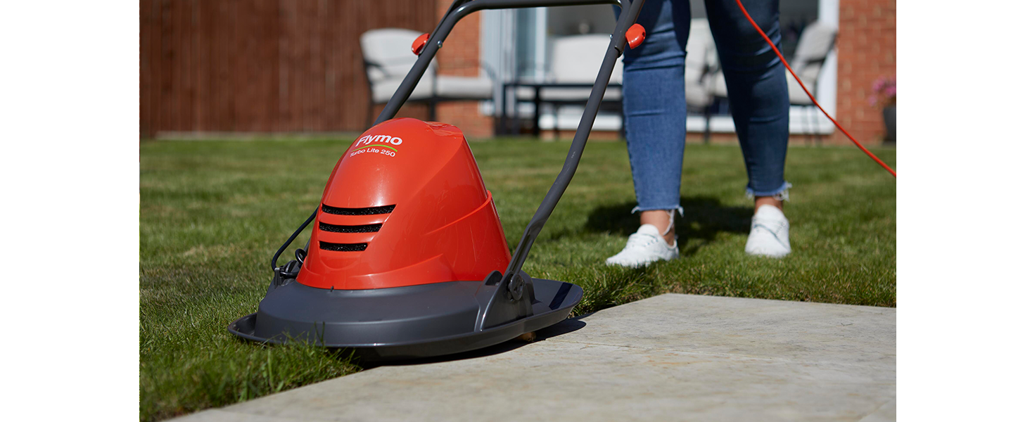 Easy to manoeuvre, this flymo mower hovers on a cushion of air