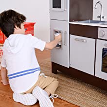 toy kitchen; play kitchen; kids play kitchen; kids toy kitchen; wooden play kitchen; kids kitchen
