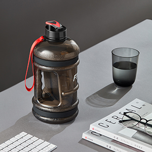 water bottle 2 litre water bottle water bottle 2l gym water bottle gallon water bottle