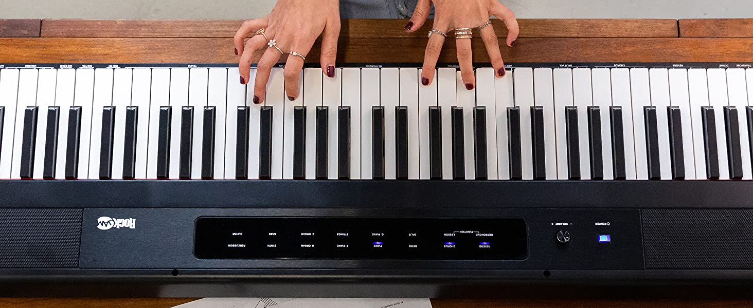 digital piano