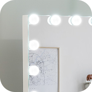 Makeup Hollywood Mirror