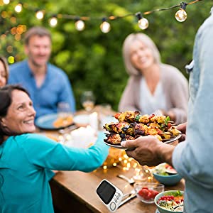Whats in the box, lullaby bay, sucker feet, cleaning cloth, UK plugs, digital camera, hi-res monitor