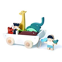The Friend Ship wooden toy educational plastic free animals boat wheels fish montessori fun play