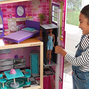 Dolls accessories, Uptown Dollhouse, KidKraft, wooden doll house