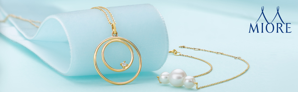 Gold earrings gold pendant bangle