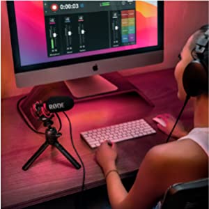 Girl using VideoMic GO II with RÃ˜DE Connect