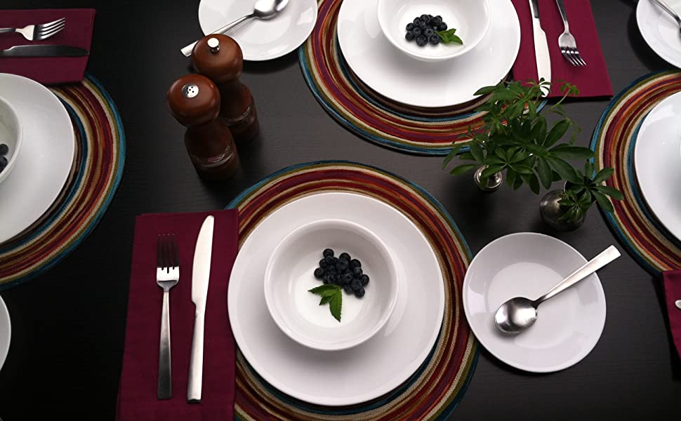 A clean white dinnerset, ideal to enhance any setting and ambience 