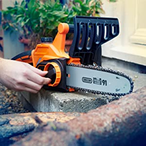 LawnMaster CLCS2425 24V Cordless Chainsaw Oregon Bar