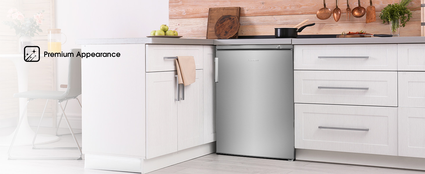 This exquisite freezer requires minimum space and offers a large storage capacity. 