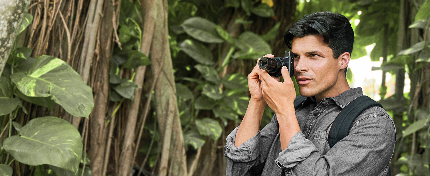 DSC_RX100 7 Pro-level features, professional photographers, creators and vloggers