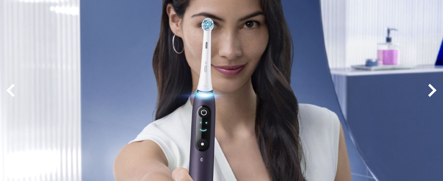 Oral-B iO8 close up