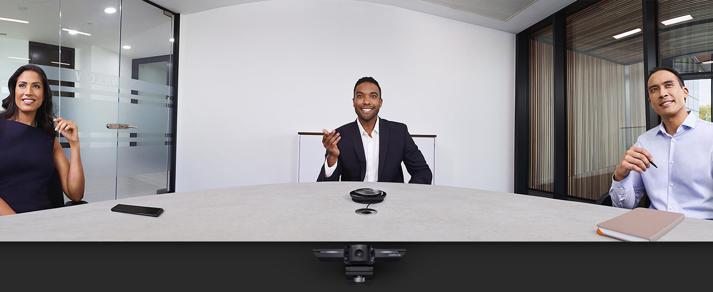 Intelligent Zoom automatically includes everyone, while Vivid HDR optimizes lighting.