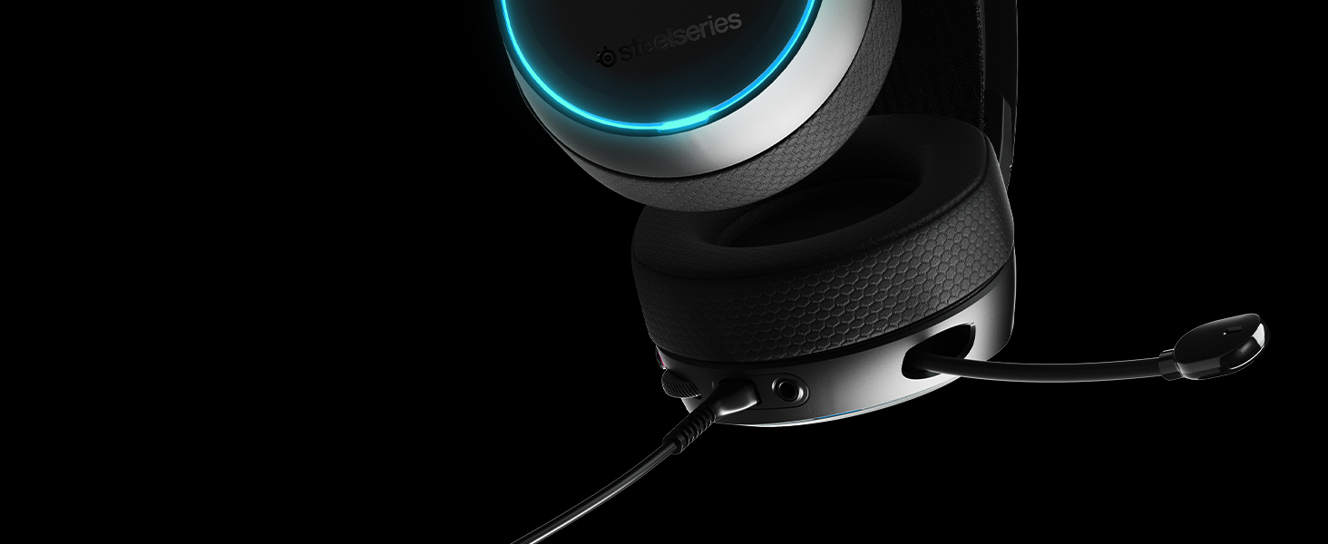 SteelSeries Arctis Pro GameDAC - Gaming Headset - Certified Hi-Res Audio - ESS Sabre DAC