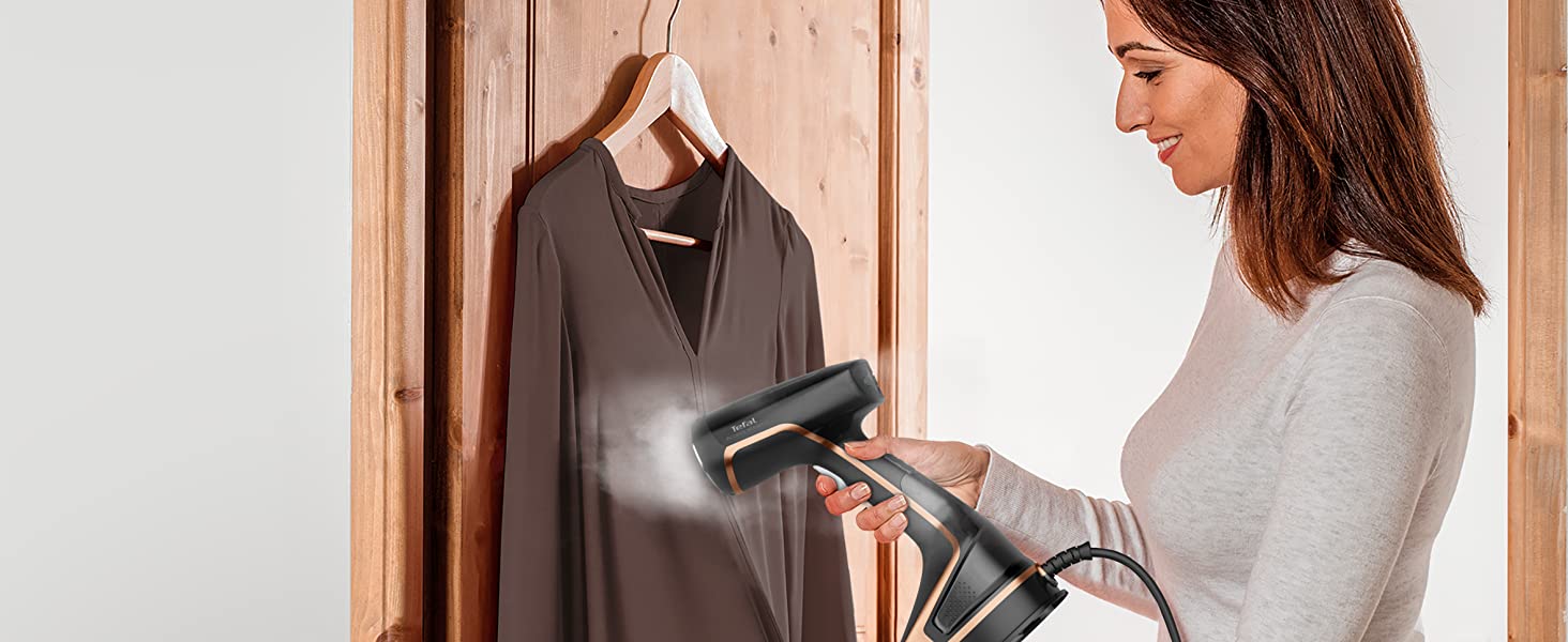 DT8103 Clothes Steamer Fast Heat-Up