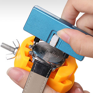 adjustmentable watch opener