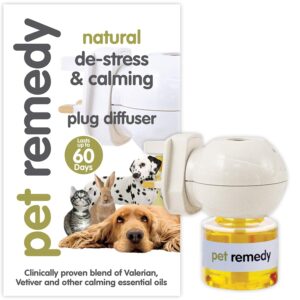Pet Remedy Natural De-Stress and Calming Plug-In Diffuser with 40 ml Refill Bottle (Lasts 2 Months)