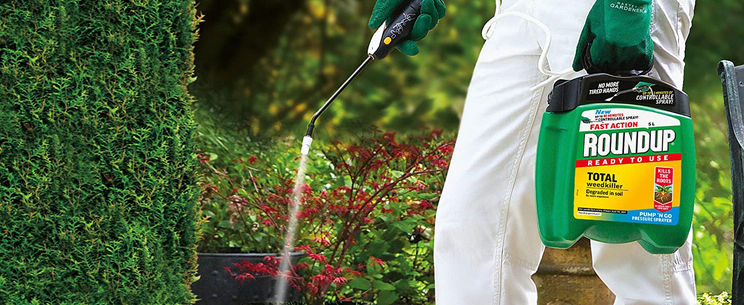 Roundup Fast Action Ready To Use Weedkiller Pump ‘N Go in use