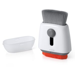 OXO 12246100 Good Grips Sweep & Swipe Laptop Cleaner