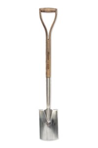 Spear & Jackson Traditional Stainless Steel Border Spade with 712mm Wooden Handle