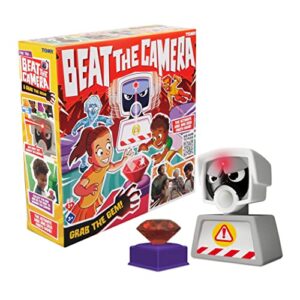 TOMY Games T73271 Beat the Camera