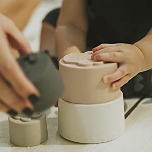 Stacking cups pattern