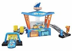 Fisher-Price Pixar and Disney Cars Color Change Dinoco Car Wash Playset with Pitty and Lightning McQueen Vehicle