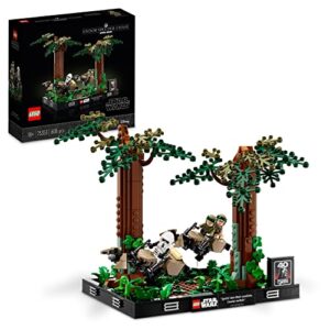 LEGO 75353 Star Wars Endor Speeder Chase Diorama Set with Luke Skywalker