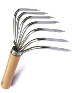 7 Tines Garden Hand Rake 8" Cultivator Claw Small Japanese Gardening Weed Tool Short Wooden Handle Heavy Duty Stainless Steel Ninja Claw for Weeding