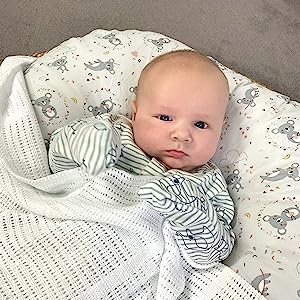 Cellular pram blanket