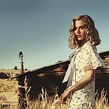 Michelle Randolph as Elizabeth Strafford