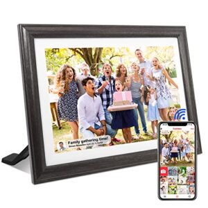 FRAMEO 10.1 Inch 32GB WiFi Digital Picture Frame by KozyOne