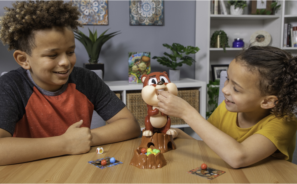 chompin charlie family game