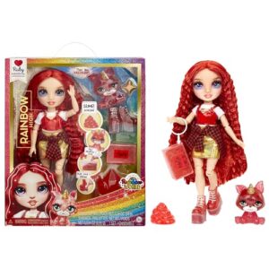Rainbow High Fashion Doll with Slime & Pet - Ruby (Red) - 28 cm Shimmer Doll with Sparkle Slime