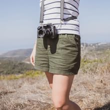Relieves back pain and protects your photo equipment