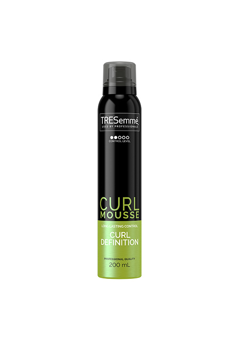 TRESemmé Curl Definition Mousse 6x 200 ml for smooth, shiny, manageable and defined curls