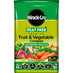 Miracle-Gro PEAT FREE Premium Fruit & Vegetable Compost with Organic Plant Food